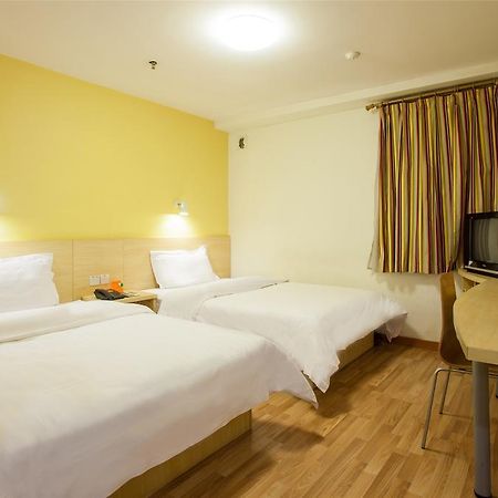 7Days Inn Guiyang Posts And Telecommunications Building エクステリア 写真