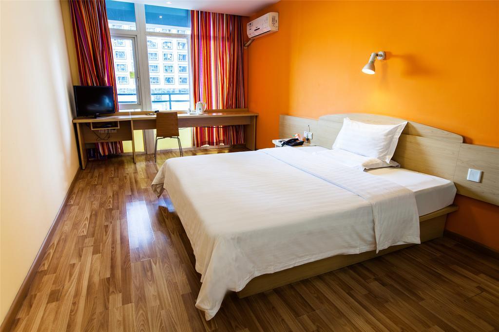 7Days Inn Guiyang Posts And Telecommunications Building エクステリア 写真